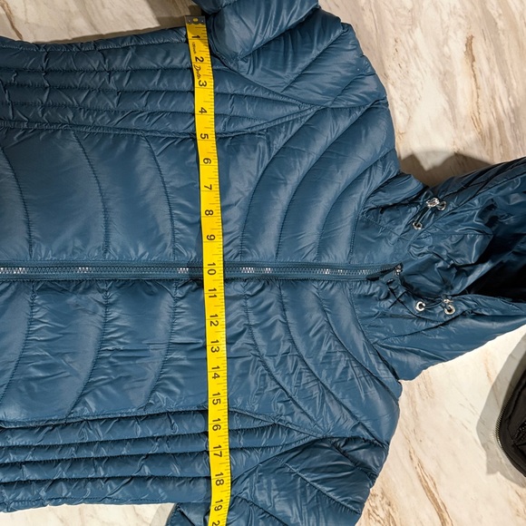 Andrew Marc Women's Puffer Jacket - Teal size M - Picture 7 of 8